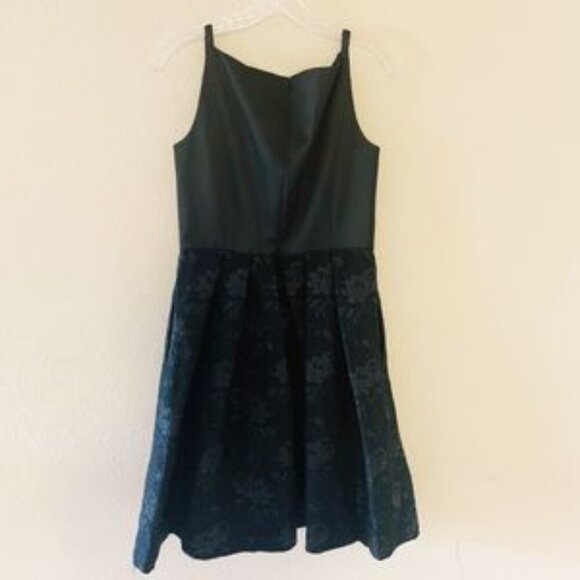 Gal Meets Glam Kimberly dress - Picture 6 of 9